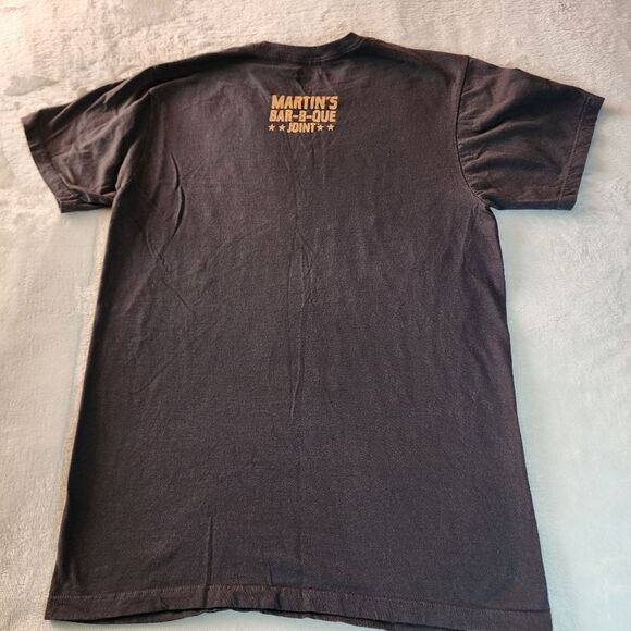 Martin's Bar-B-Que Joint Tshirt With Graphic Of Pig Size Small - Picture 6 of 7